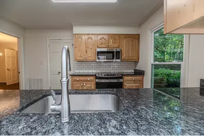 828 Chatham Road, Rockingham, NC 28379 - Photo 16