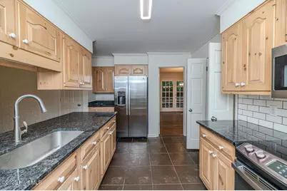 828 Chatham Road, Rockingham, NC 28379 - Photo 18
