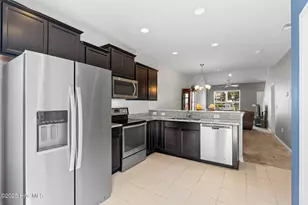 146 Freeboard Ln, Carolina Shores, NC 28467 - Photo 4