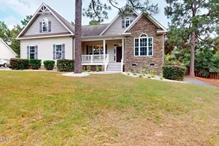 44 Spring Lake Dr, Pinehurst, NC 28374 - Photo 1