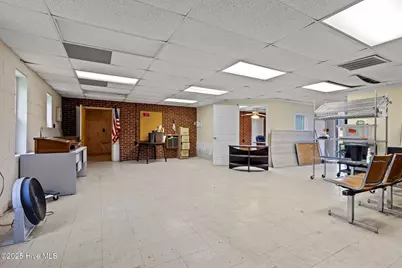 275 W US 70 Highway W, Havelock, NC 28532 - Photo 14