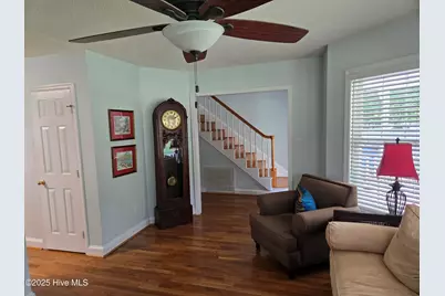 121 Schley Avenue, Lake Waccamaw, NC 28450 - Photo 4