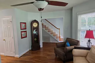 121 Schley Ave, Lake Waccamaw, NC 28450 - Photo 4