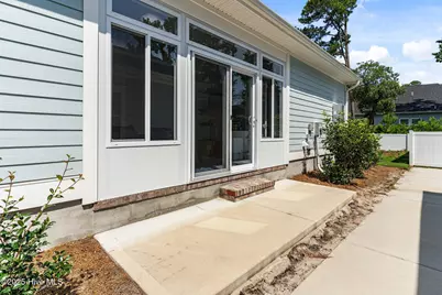 304 W 11th Street, Southport, NC 28461 - Photo 14