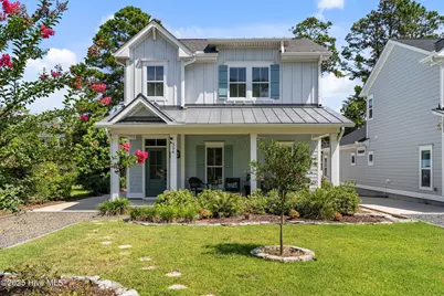 304 W 11th Street, Southport, NC 28461 - Photo 2