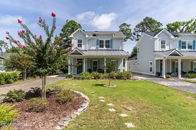 304 W 11th Street, Southport, NC 28461 - Photo 4