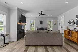 304 W 11th St, Southport, NC 28461 - Photo 40