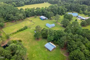 161 Howard Ln, Swansboro, NC 28584 - Photo 1