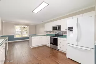260 Naylor School Rd, Roseboro, NC 28382 - Photo 12