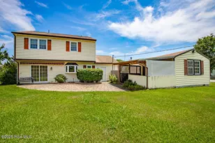 301 Murdoch Rd, Newport, NC 28570 - Photo 2