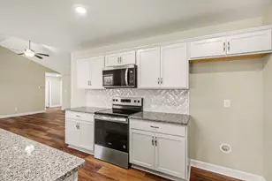 61 Maxwell Farm Ln, Selma, NC 27576 - Photo 10