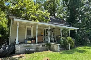 1005 Broad St, Windsor, NC 27983 - Photo 2