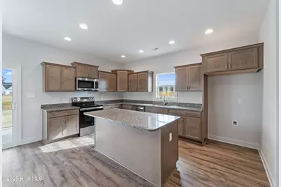 1856 Olde Towne Pointe Boulevard, Jacksonville, NC 28546 - Photo 10
