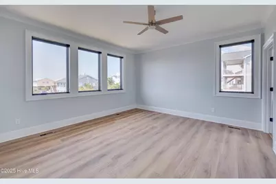 107 Raleigh Avenue, Surf City, NC 28445 - Photo 24