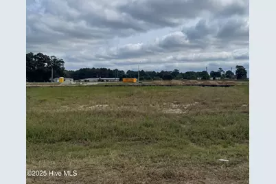 102 Manchester Court, La Grange, NC 28551 - Photo 2