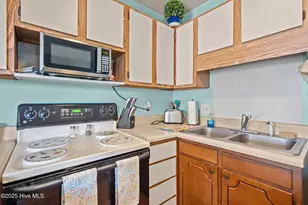 108 Lake Park Blvd S, Carolina Beach, NC 28428 - Photo 14