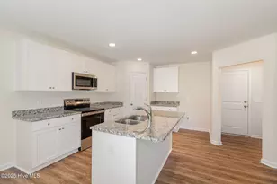 17 W Emily Gardens Dr, Selma, NC 27576 - Photo 16