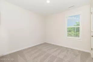 25 W Emily Gardens Dr, Selma, NC 27576 - Photo 32