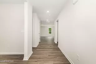 73 W Emily Gardens Dr, Selma, NC 27576 - Photo 4
