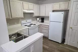 531 Spring Forest Rd, Greenville, NC 27834 - Photo 2