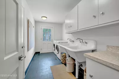 1920 Hillsboro Road, Wilmington, NC 28403 - Photo 22