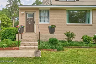 825 N Saylor Street, Southern Pines, NC 28387 - Photo 8