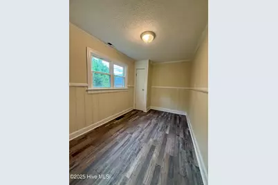 105 Rhodes Street, Williamston, NC 27892 - Photo 22