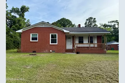 105 Rhodes Street, Williamston, NC 27892 - Photo 2