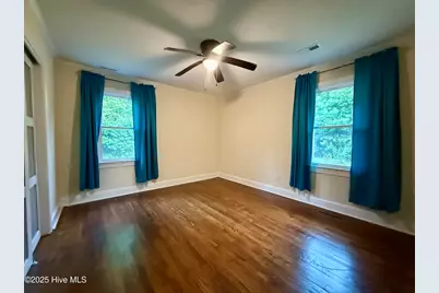 105 Rhodes Street, Williamston, NC 27892 - Photo 18