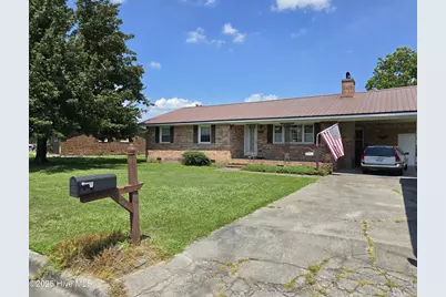 3927 Winchester Drive, Ayden, NC 28513 - Photo 2