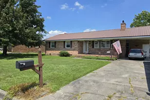 3927 Winchester Dr, Ayden, NC 28513 - Photo 2