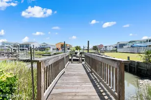 108 Tarpon Dr, Holden Beach, NC 28462 - Photo 10