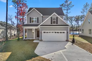 560 Kennedy Cir, Southport, NC 28461 - Photo 1