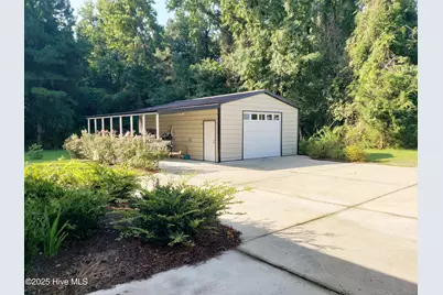 6447 James B White Highway S, Whiteville, NC 28472 - Photo 6