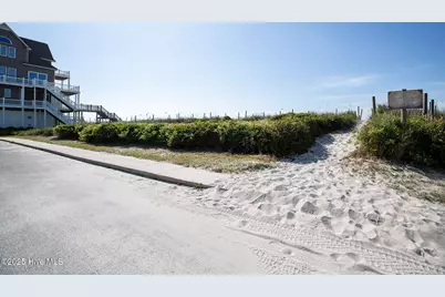 000 Hampton Colony Circle, North Topsail Beach, NC 28460 - Photo 14