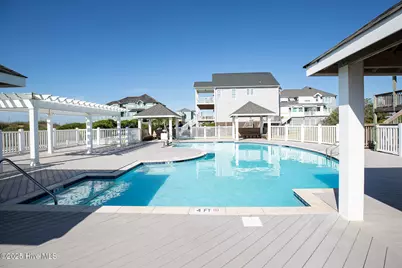 000 Hampton Colony Circle, North Topsail Beach, NC 28460 - Photo 2