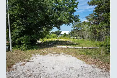 302 Friendship Court, Emerald Isle, NC 28594 - Photo 8