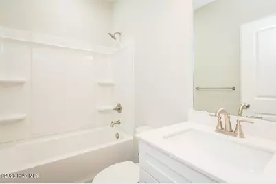 109 Chester Place, Pikeville, NC 27863 - Photo 12