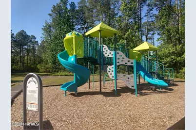 2072 Royal Pines Drive, New Bern, NC 28560 - Photo 14