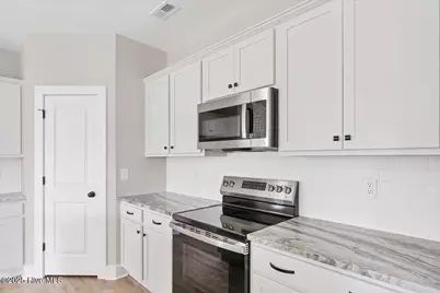 158 Spring Meadows Drive, Aberdeen, NC 28315 - Photo 16