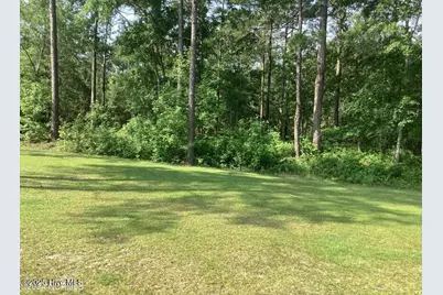 811 Breezewood Drive SE, Bolivia, NC 28422 - Photo 2