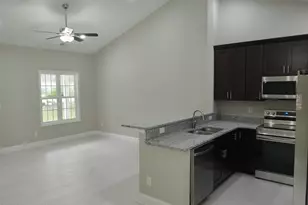 111 E Oliver St, Whiteville, NC 28472 - Photo 6
