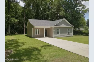 111 E Oliver Street, Whiteville, NC 28472 - Photo 2