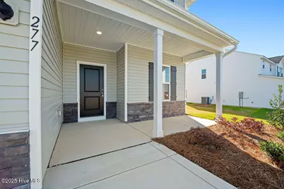 277 Ashley Heights Drive, Aberdeen, NC 28315 - Photo 4