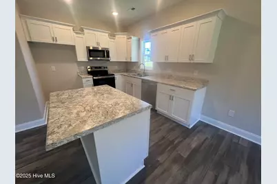 133 Dallas Drive, Beulaville, NC 28518 - Photo 8
