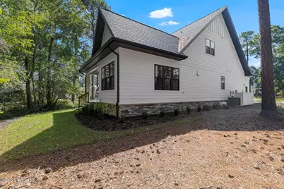 613 Riverwood Drive SE, Bolivia, NC 28422 - Photo 6