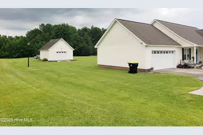 11061 Peacock Road, Chadbourn, NC 28431 - Photo 4