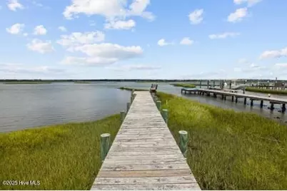 307 Cape Fear Loop, Emerald Isle, NC 28594 - Photo 8
