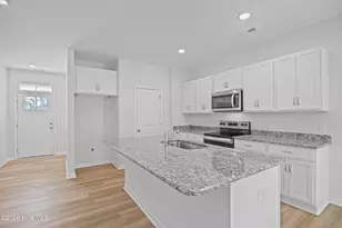 950 Plymouth Rd, Boiling Spring Lakes, NC 28461 - Photo 10