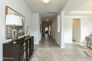 110 Brighton St, La Grange, NC 28551 - Photo 2